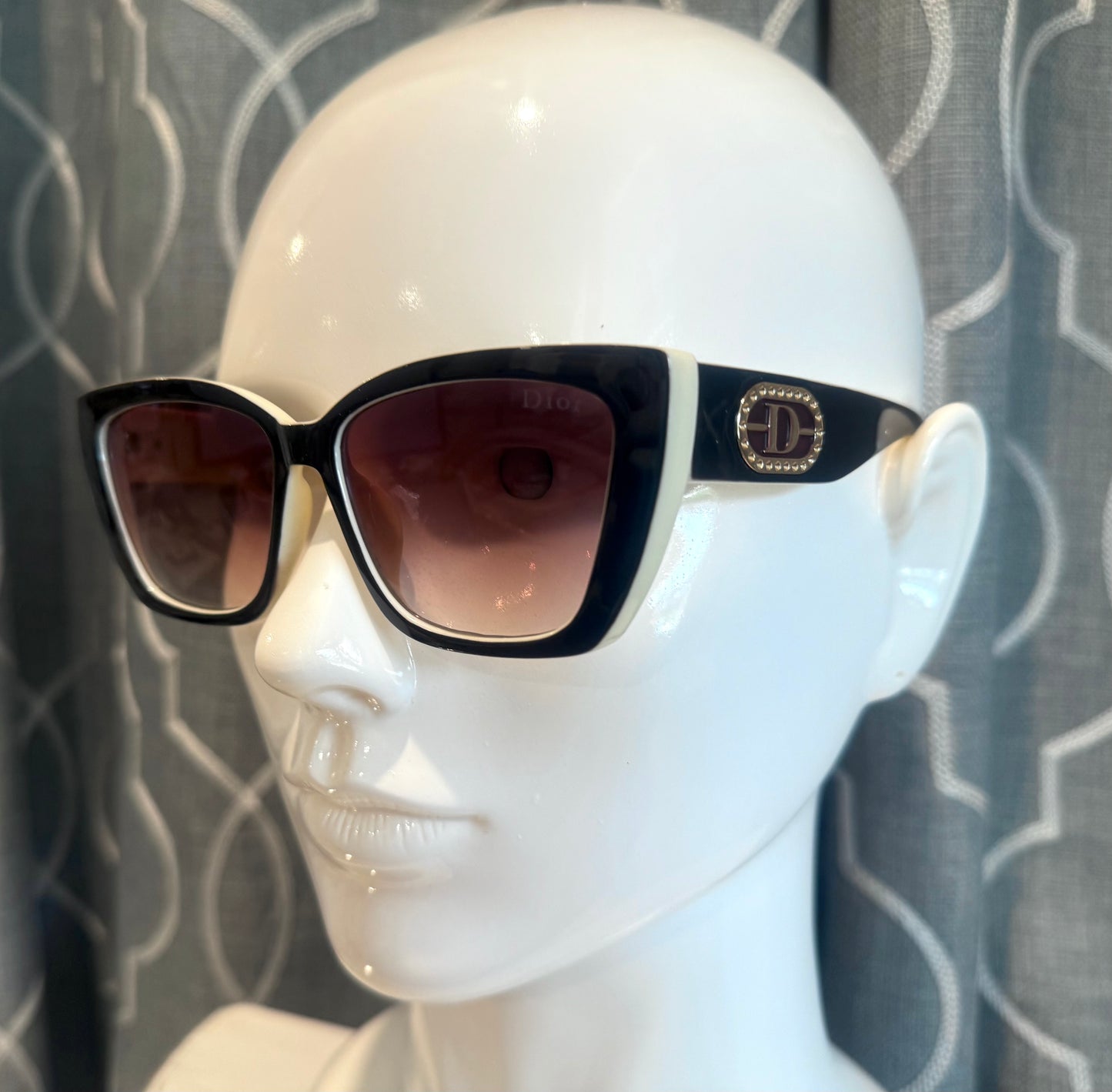 Luxury Sunglasses- CD White and Black Cat Eye