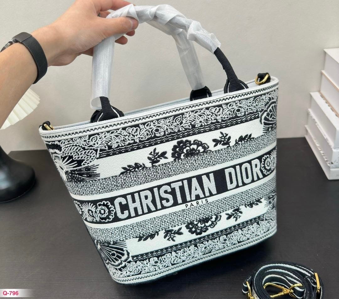 Mirror Bags- CD Black and White Basket Bag