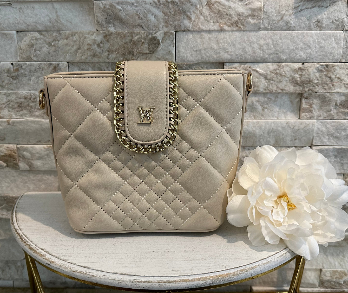 19 Small White Quilt Soft Leather Bag