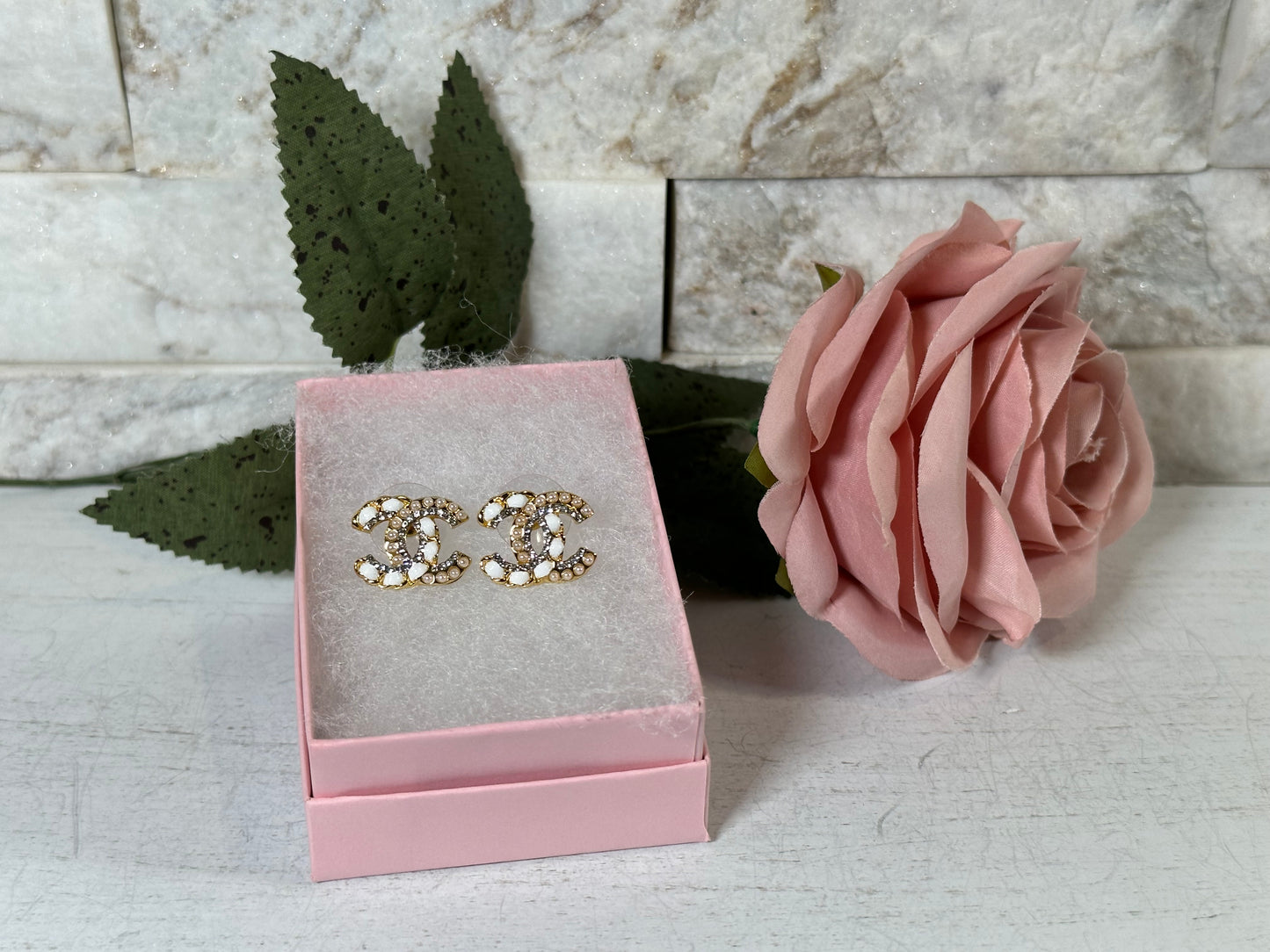 Earrings- White and Gold CC