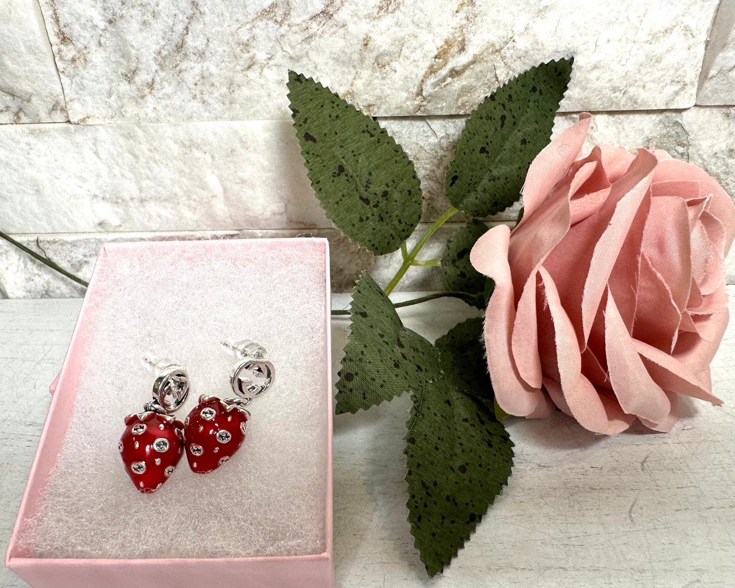 Earrings- GG Silver Strawberry