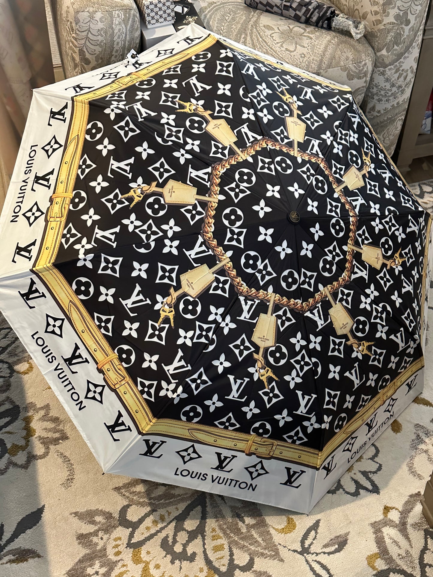 Accessories- Gold, Black, and White Lulu Umbrella