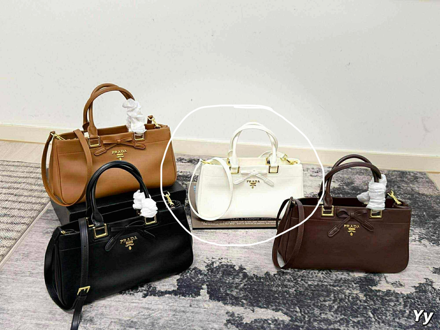 Mirror Bags- Pra White Armbag