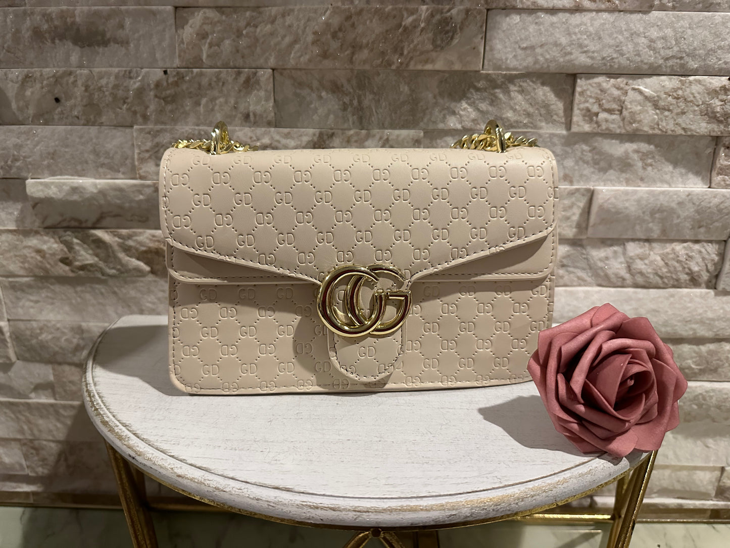 White Inspired GG Monogram Bag