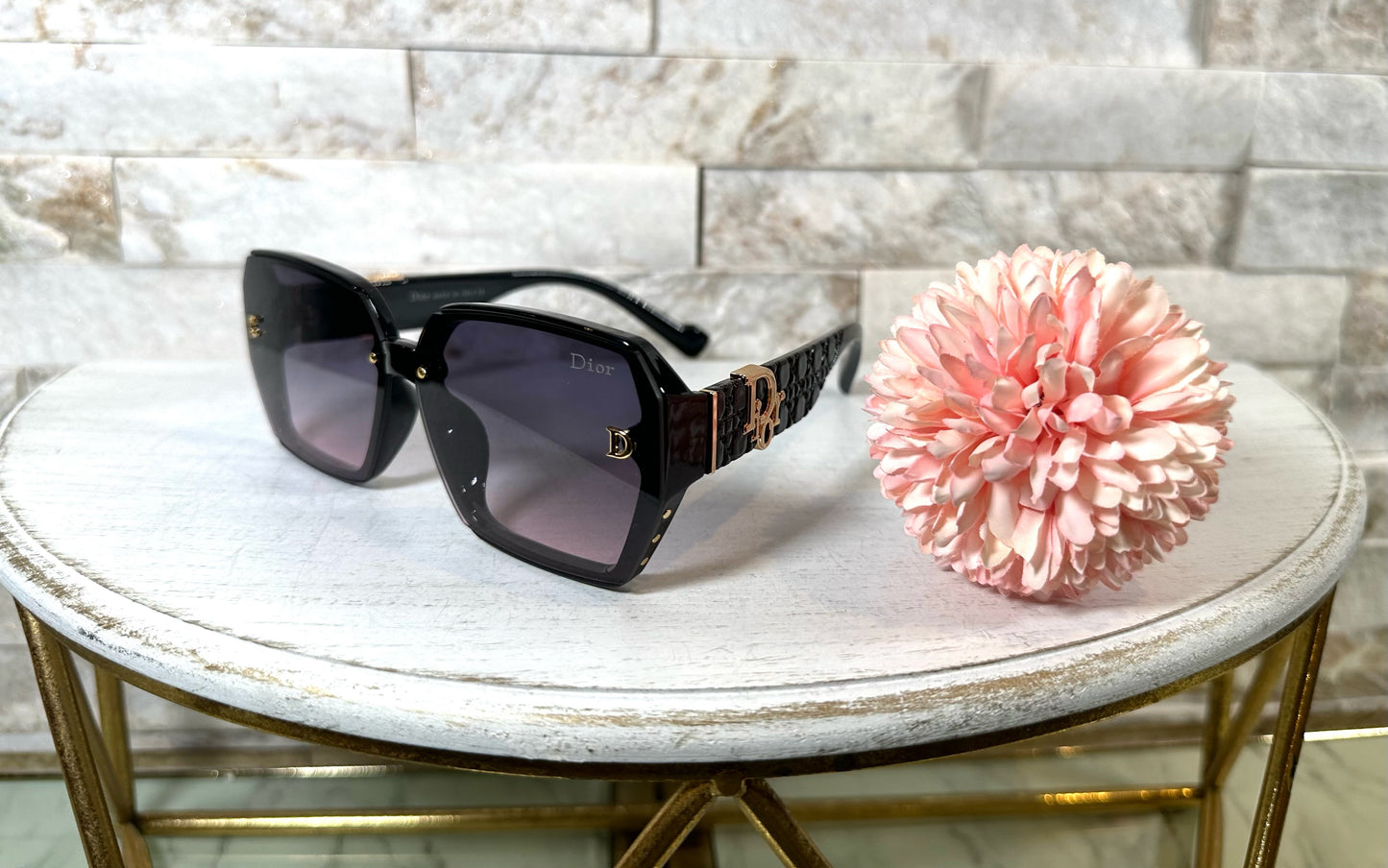 Sunglasses- Black CD