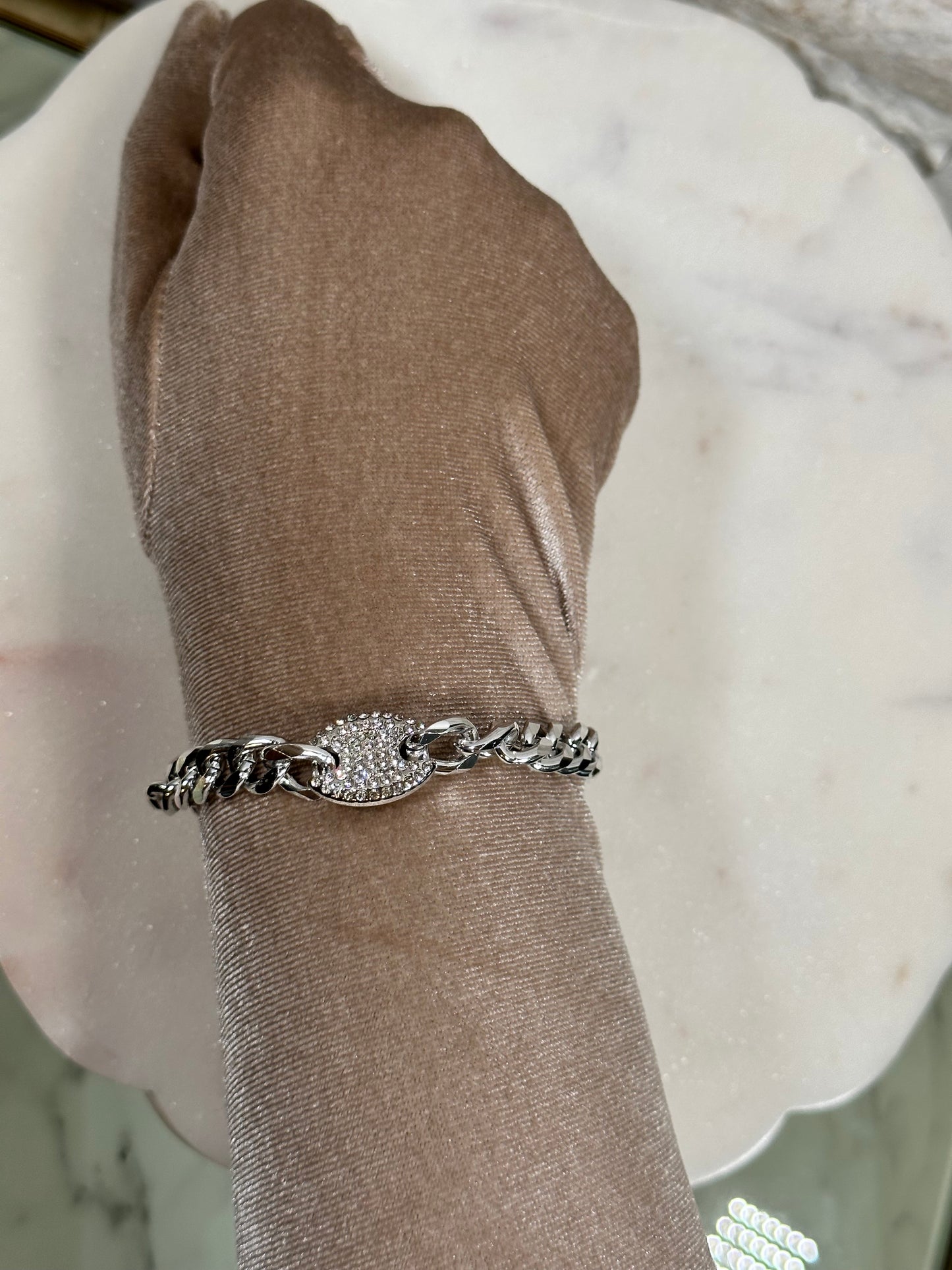 Chain Link Armbånd med Rhinestone Pendant Sølv