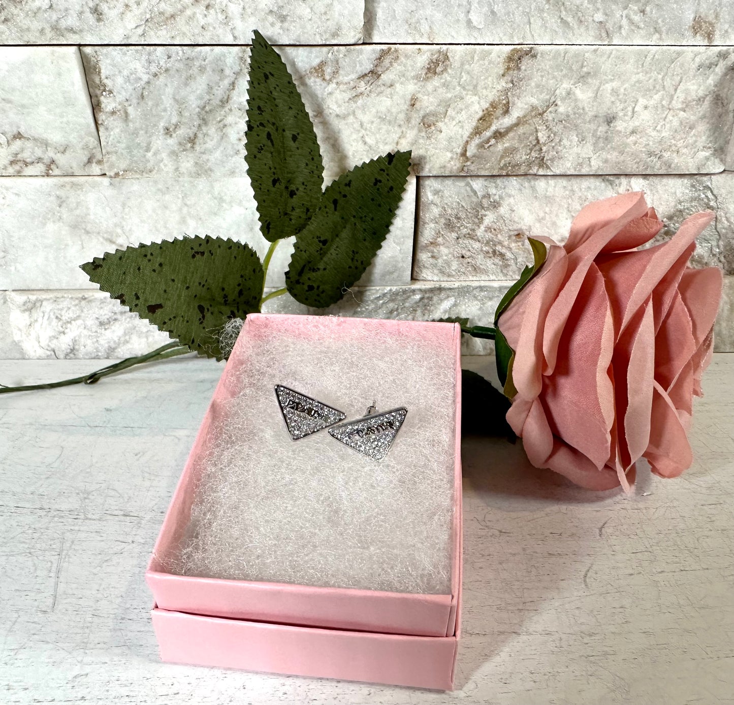 Earrings- Triangle Pra Pra Sparkle Silver 1