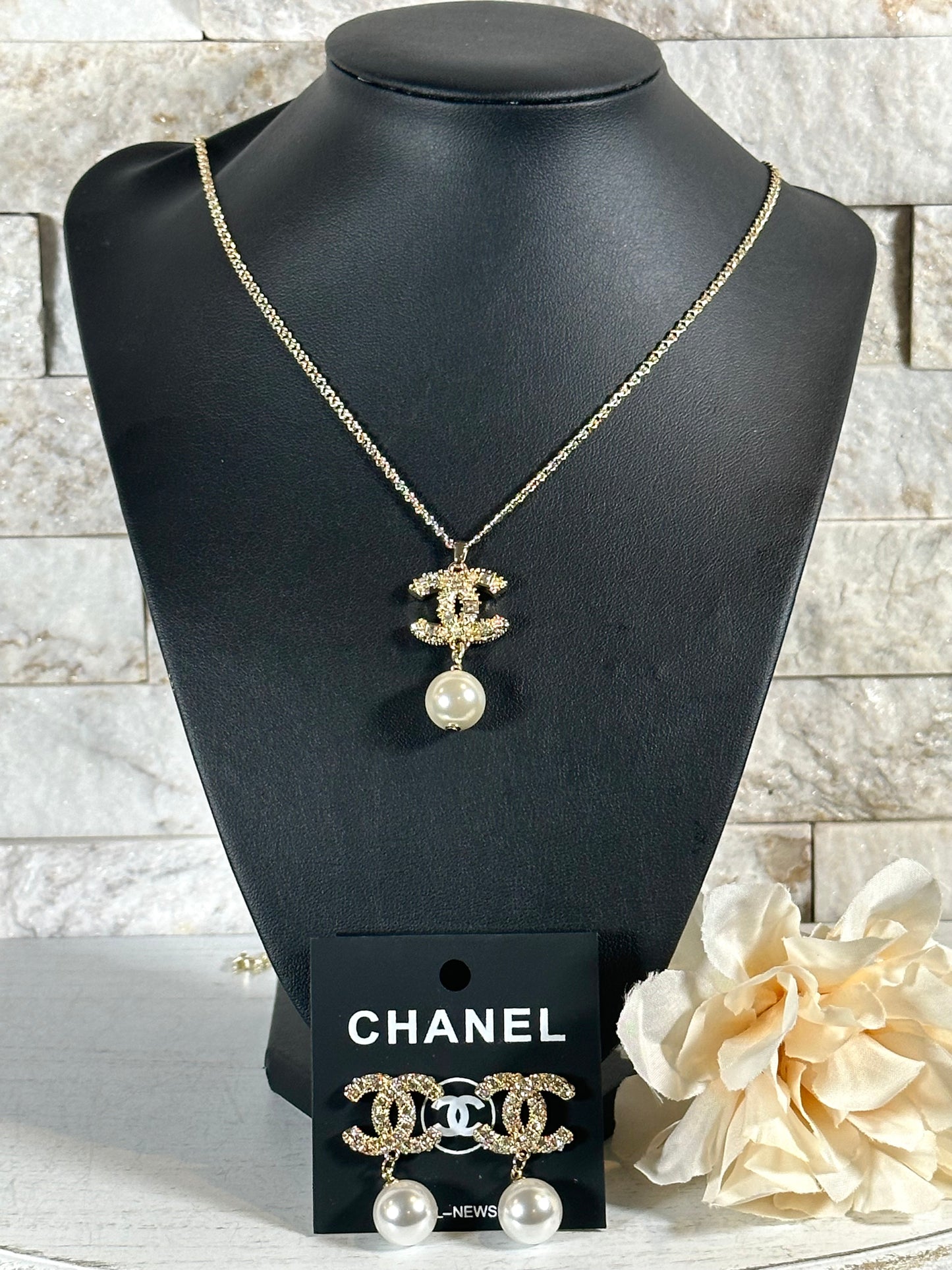 Jewelry Set- CC Pearl Dangle