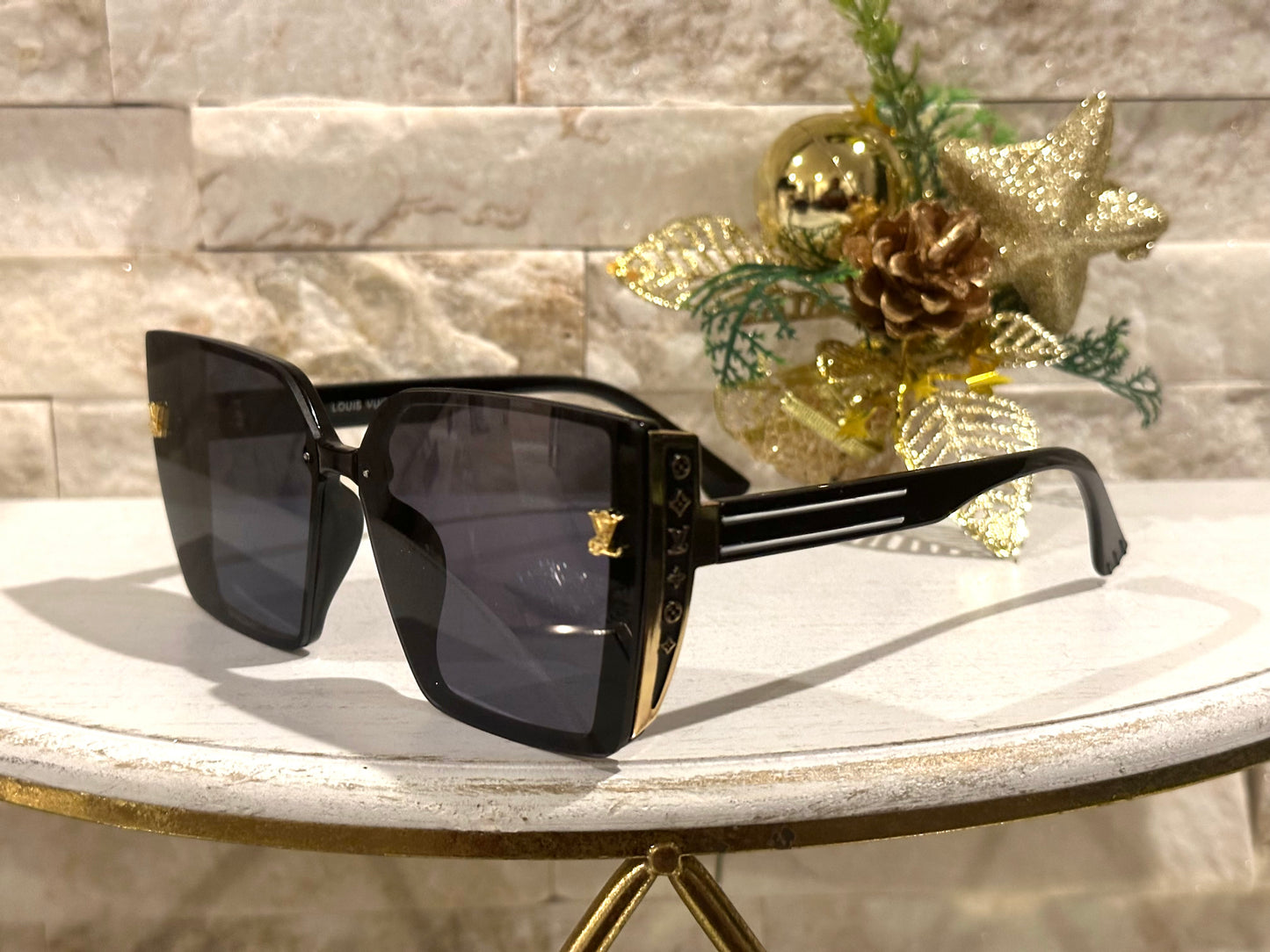 Sunglasses Box 2- Lulu Gold and Black White Strip