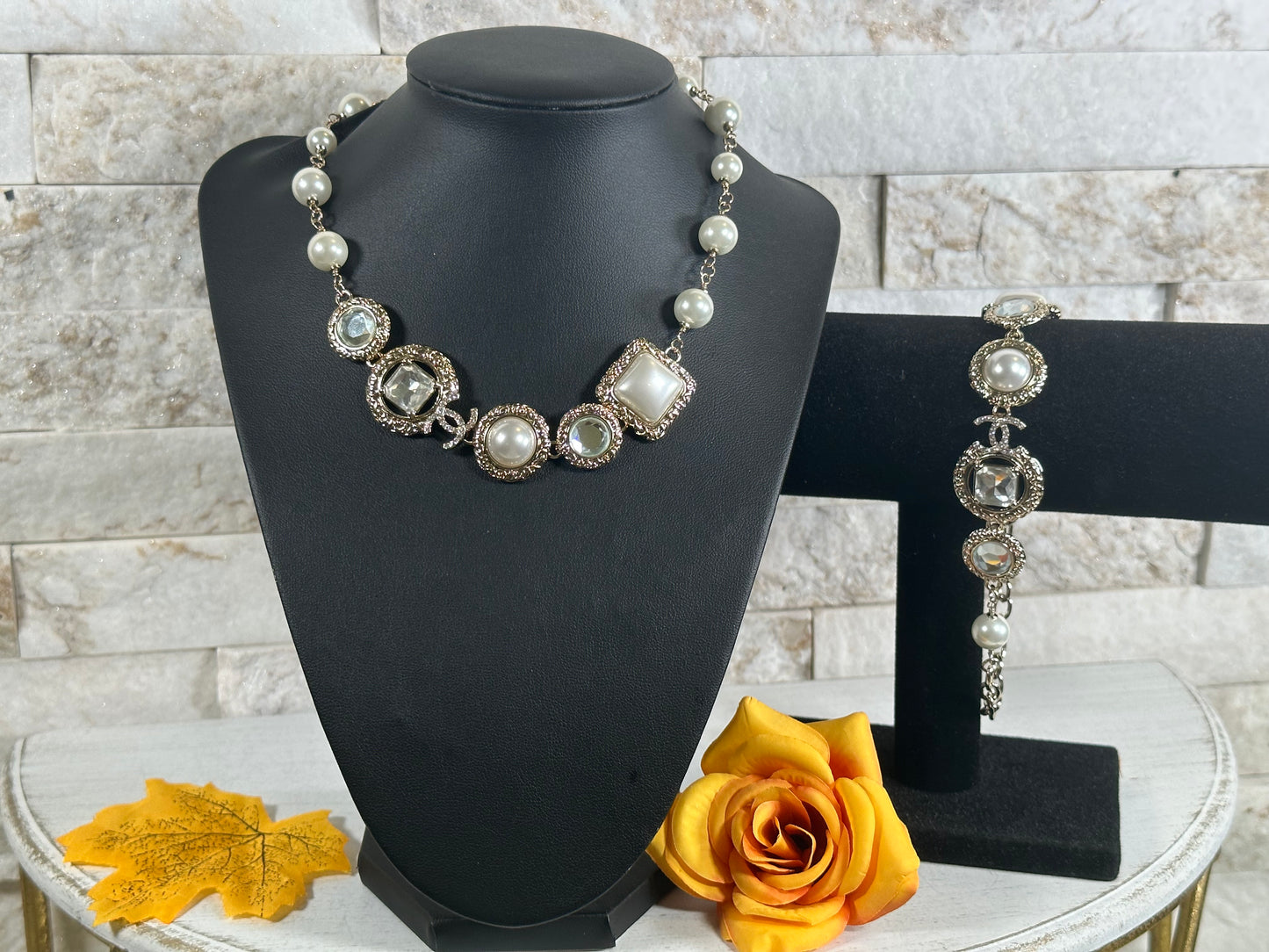 Fall New Arrivals- Jewelry Sets- CC Pearl Set Silver